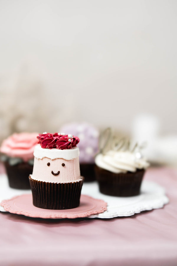 『哄哄』四入(大)杯子蛋糕禮盒 - Felicitas Pâtissérie 精品蛋糕|台北最美的花蛋糕